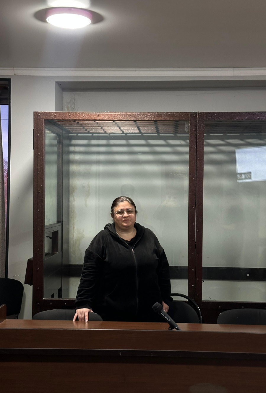 Столичный суд избрал в отношении подозреваемой в мошенничестве Астанды Лазба меру пресечения